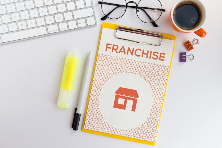 Franchise vs. Chain: Finding an Available Business to Open